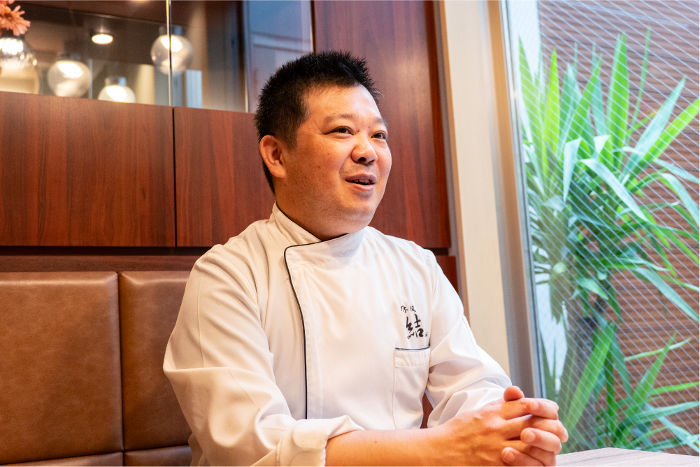 素材の旨みを引き出し、季節の「五味」が感じられるスタイリッシュな中華料理